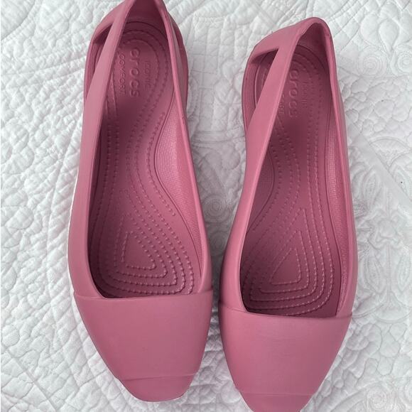 Crocs Women's Size 8 Pink Ballet Flat Pointed Toe Summer Beach Vacation Sandal - Picture 3 of 9